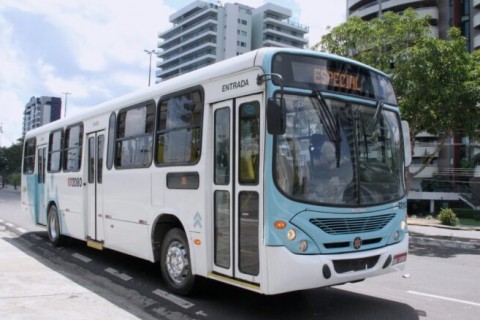 Prefeitura de Manaus garante gratuidade da tarifa de ônibus no primeiro turno das eleições 2024 e plano especial de trânsito na capital