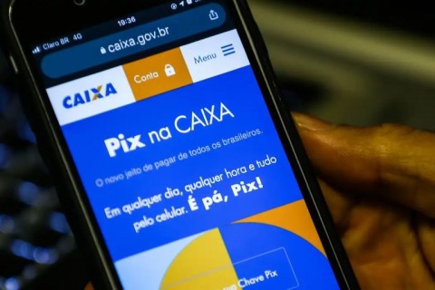 Crédito do Trabalhador permite troca de dívidas por taxas mais baixas