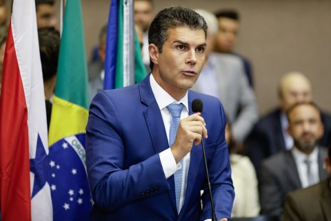 Ministro das Cidades cumpre agenda no Amazonas com entrega e anúncio de novas moradias populares