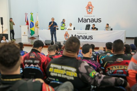 Prefeitura de Manaus promove audiência pública para ouvir motociclistas que trabalham em transporte por aplicativo