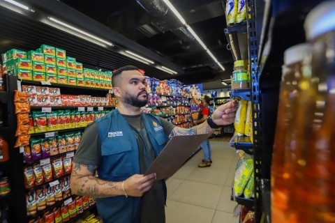 Pesquisa do Procon Manaus aponta variação de até R$ 42 na cesta básica