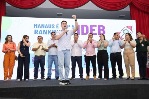 David Almeida celebra Manaus entre as cinco melhores educações do Brasil