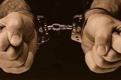 Operação Erga Omnes expõe infiltração do crime organizado no serviço público.