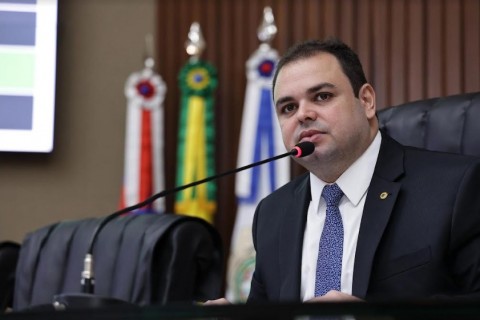 Presidente da Aleam, Roberto Cidade destaca importância da Procuradoria da Mulher durante formatura da 3ª turma de ‘Procuradoras Legais’