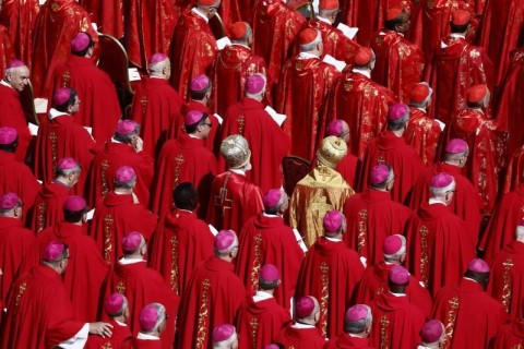 Vaticano anuncia início do próximo conclave em 7 de maio