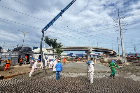 Prefeitura de Manaus Inicia Concretagem da Maior Laje do Complexo Viário Rei Pelé e Chega a 95% da Conclusão da Obra