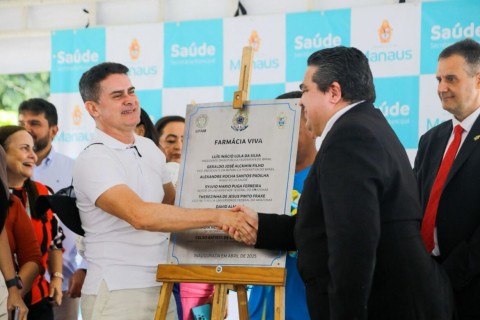 Manaus inaugura primeira “Farmácia Viva” do Amazonas com produção de fitoterápicos para o SUS