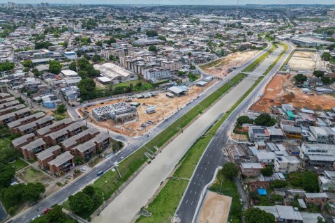 Prolongamento viário na Lourenço Braga garante melhorias na mobilidade urbana e moradia digna para famílias do Igarapé do Quarenta